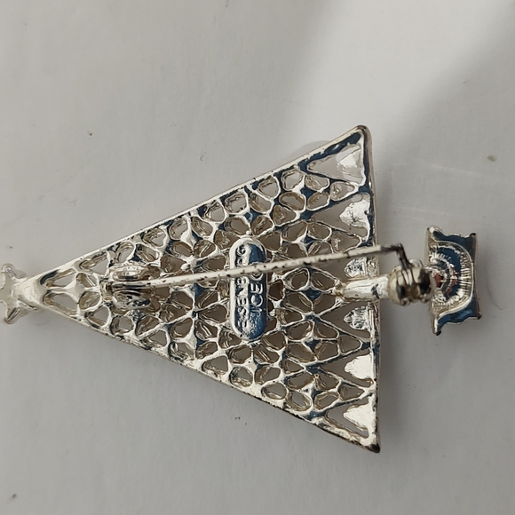 Silver Vintage Christmas Tree Brooch / Pin With Rhinestones - Picture 2 of 6